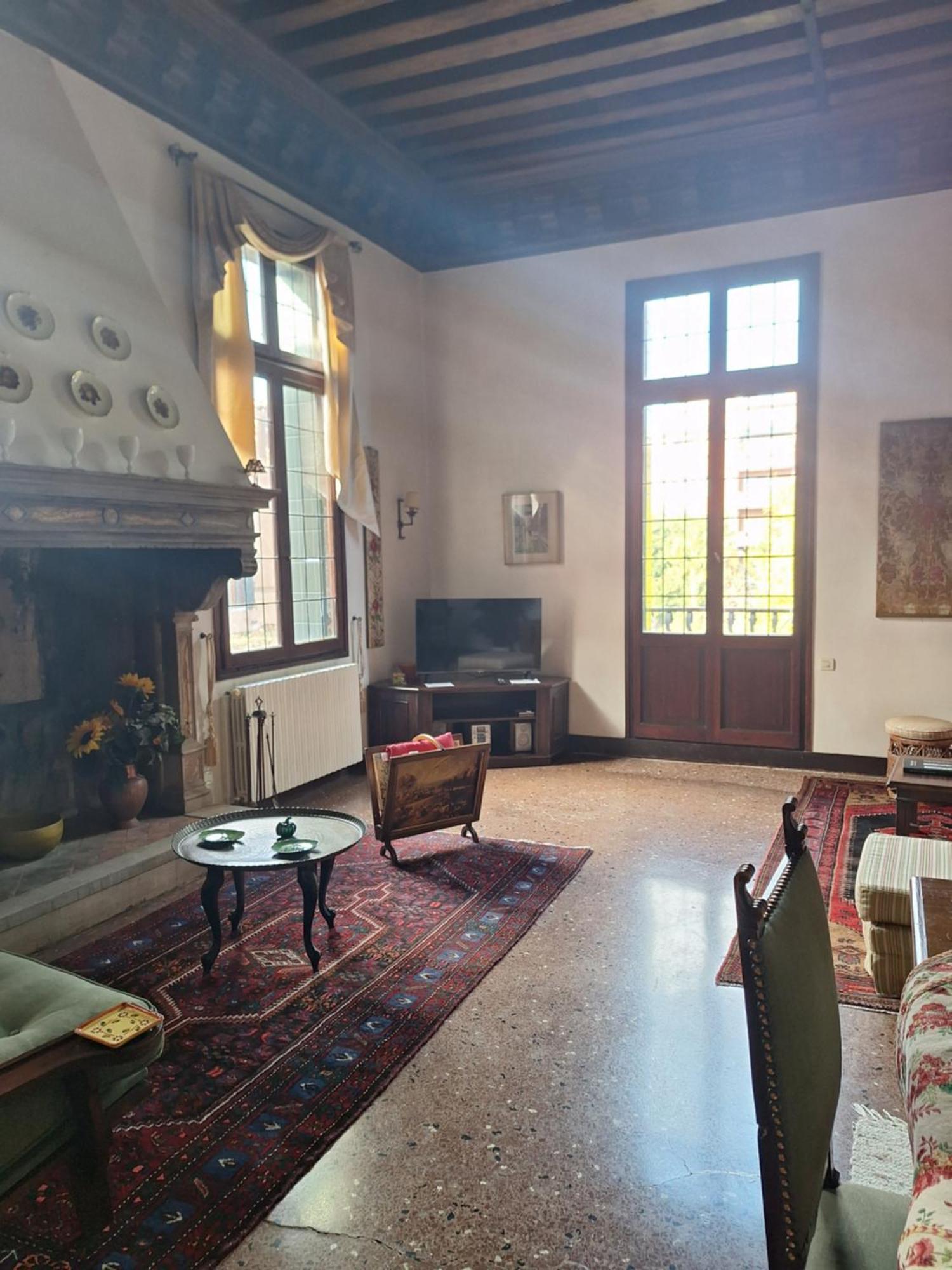 Appartamenti Inside Palazzo Foscarini Venecia Exterior foto